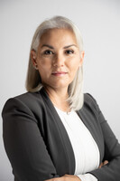 Dr. Claudia Chavez, MD PhD Headshot